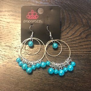 A super cute pair of earrings❤️